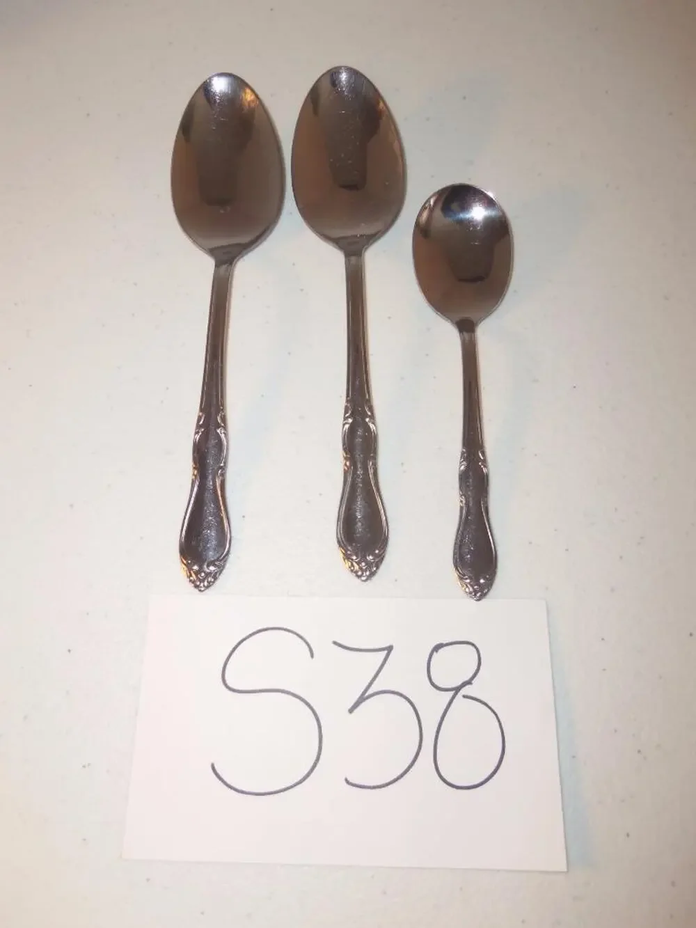 Oneida Homestead 2 Serving Spoons 1 Soup Spoon -0116S38
